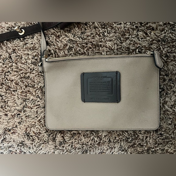 Authentic COACH tote purse - Picture 6 of 7